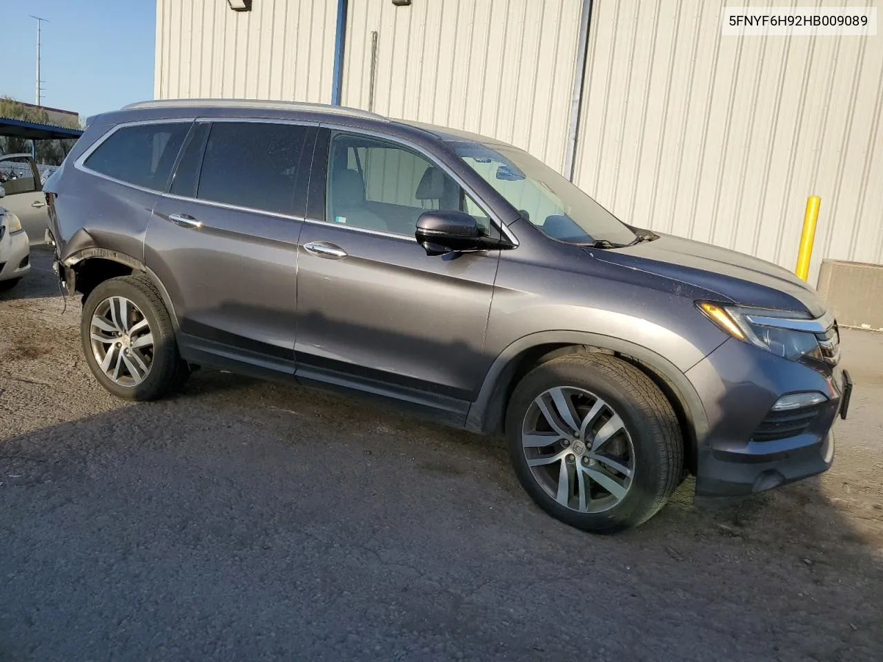 5FNYF6H92HB009089 2017 Honda Pilot Touring