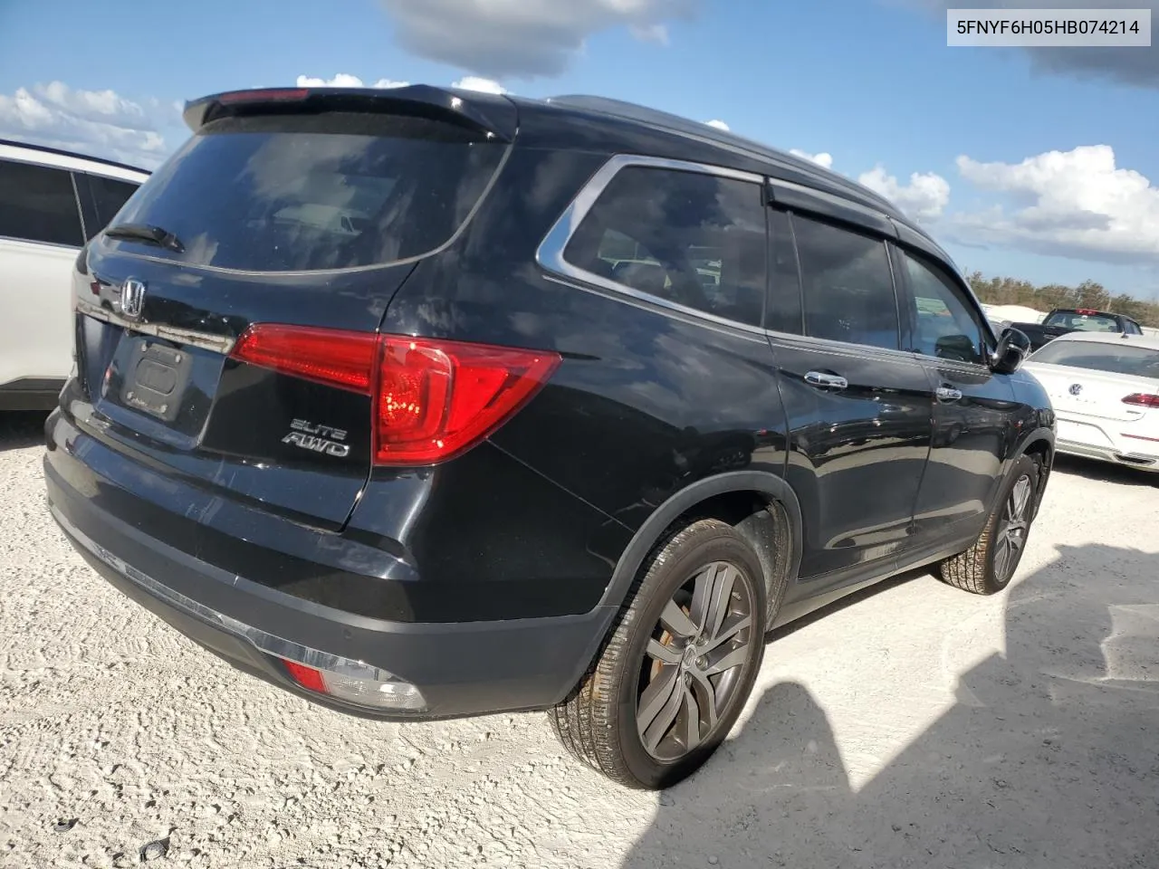 2017 Honda Pilot Elite VIN: 5FNYF6H05HB074214 Lot: 76205224