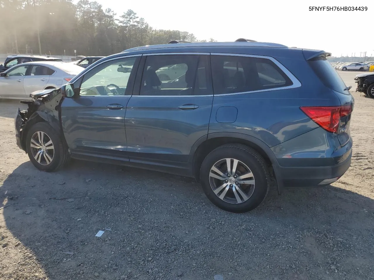 5FNYF5H76HB034439 2017 Honda Pilot Exln