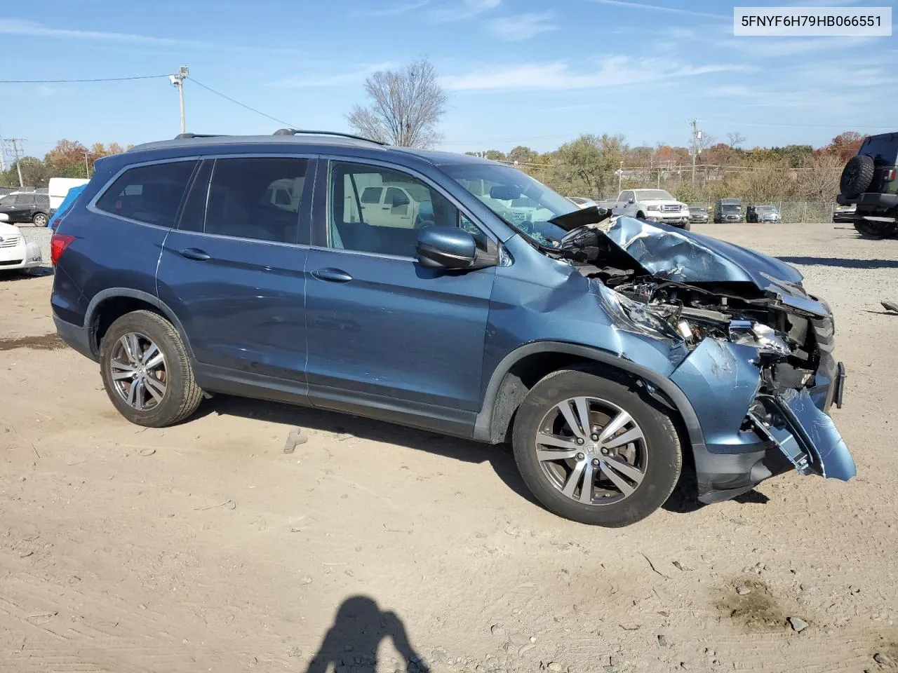 2017 Honda Pilot Exln VIN: 5FNYF6H79HB066551 Lot: 79269534