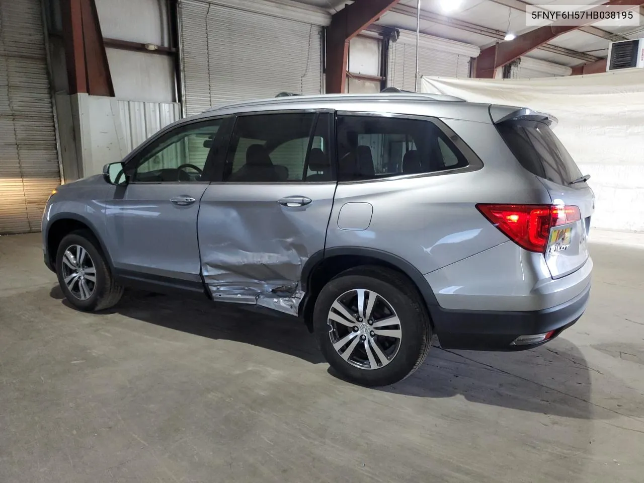 5FNYF6H57HB038195 2017 Honda Pilot Exl