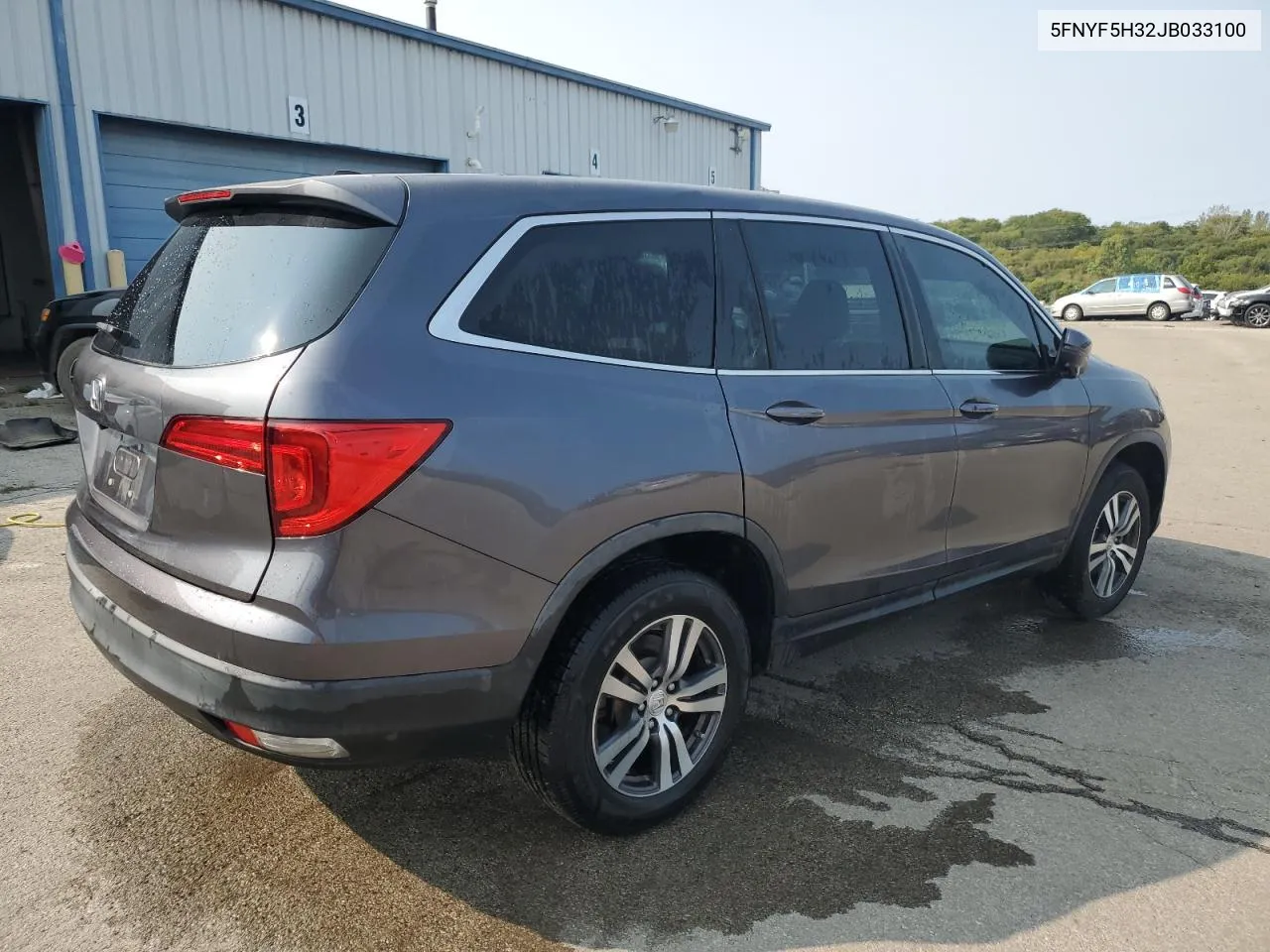 5FNYF5H32JB033100 2018 Honda Pilot Ex