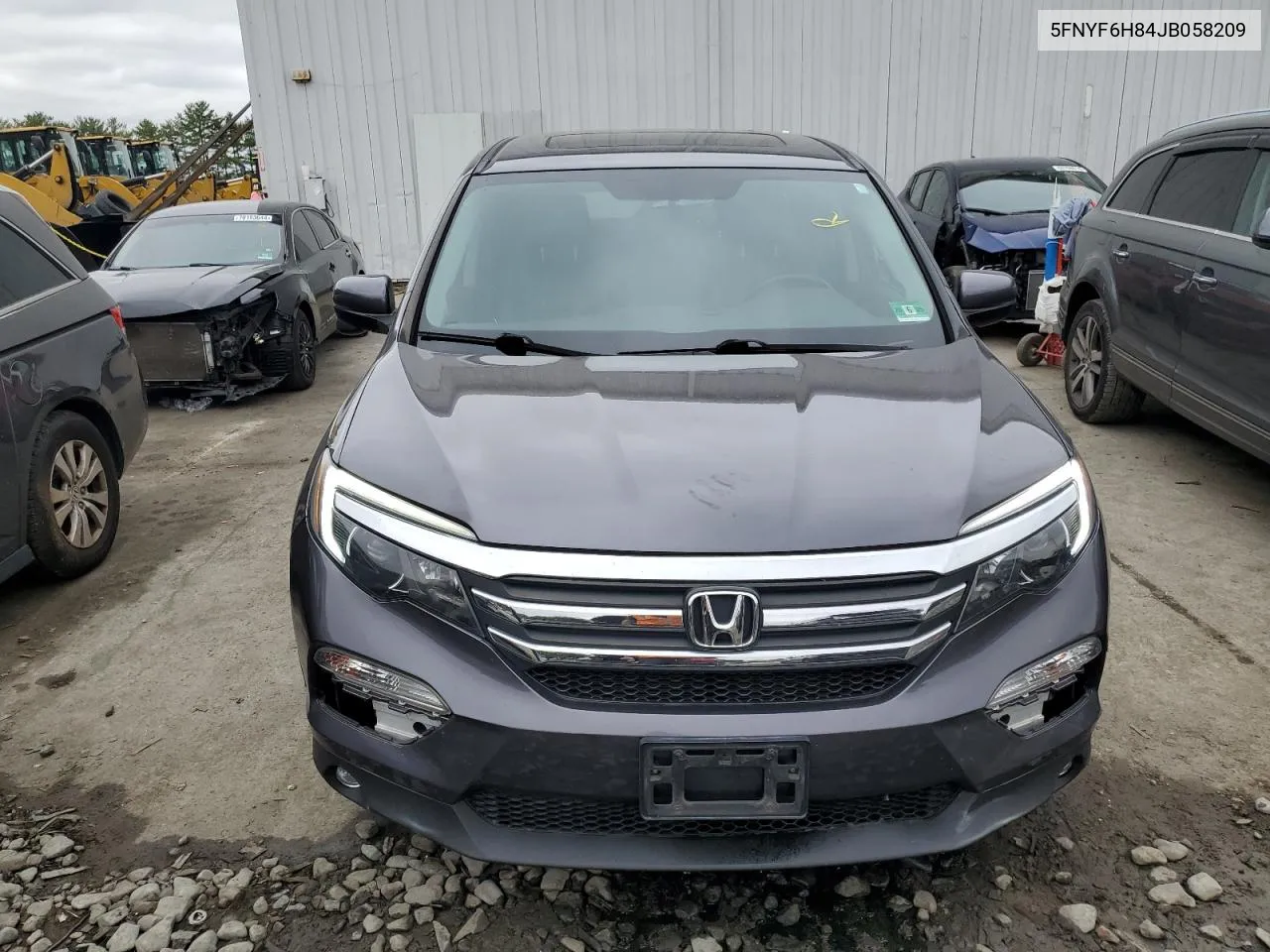 5FNYF6H84JB058209 2018 Honda Pilot Exl