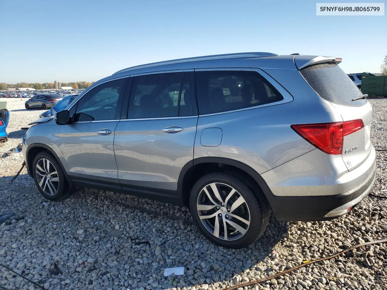 2018 Honda Pilot Touring VIN: 5FNYF6H98JB065799 Lot: 76337624