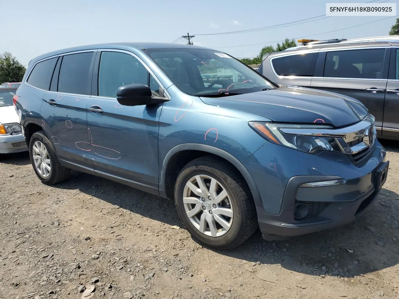 2019 Honda Pilot Lx VIN: 5FNYF6H18KB090925 Lot: 62888114