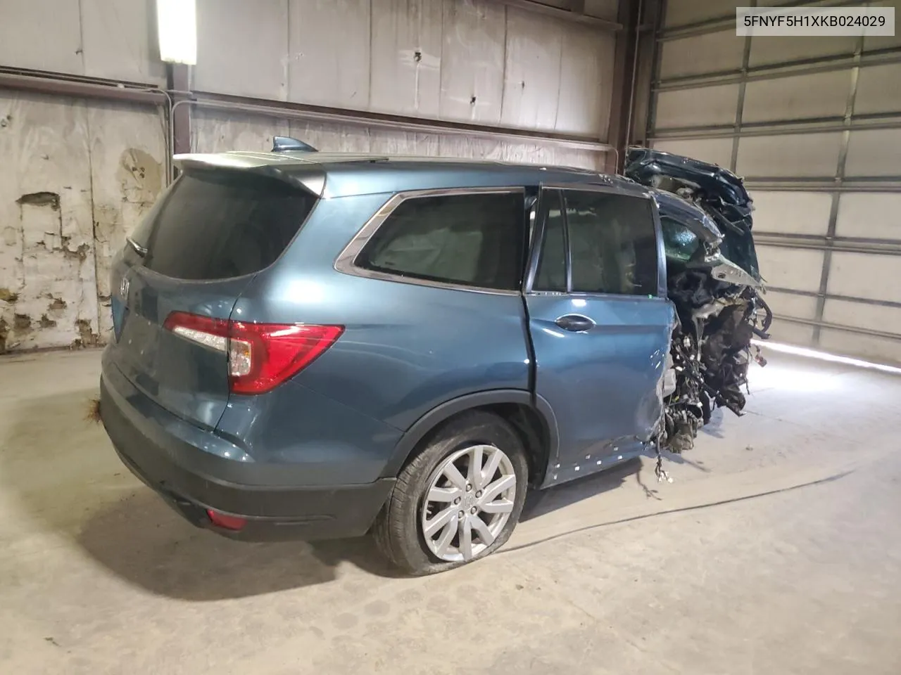 5FNYF5H1XKB024029 2019 Honda Pilot Lx