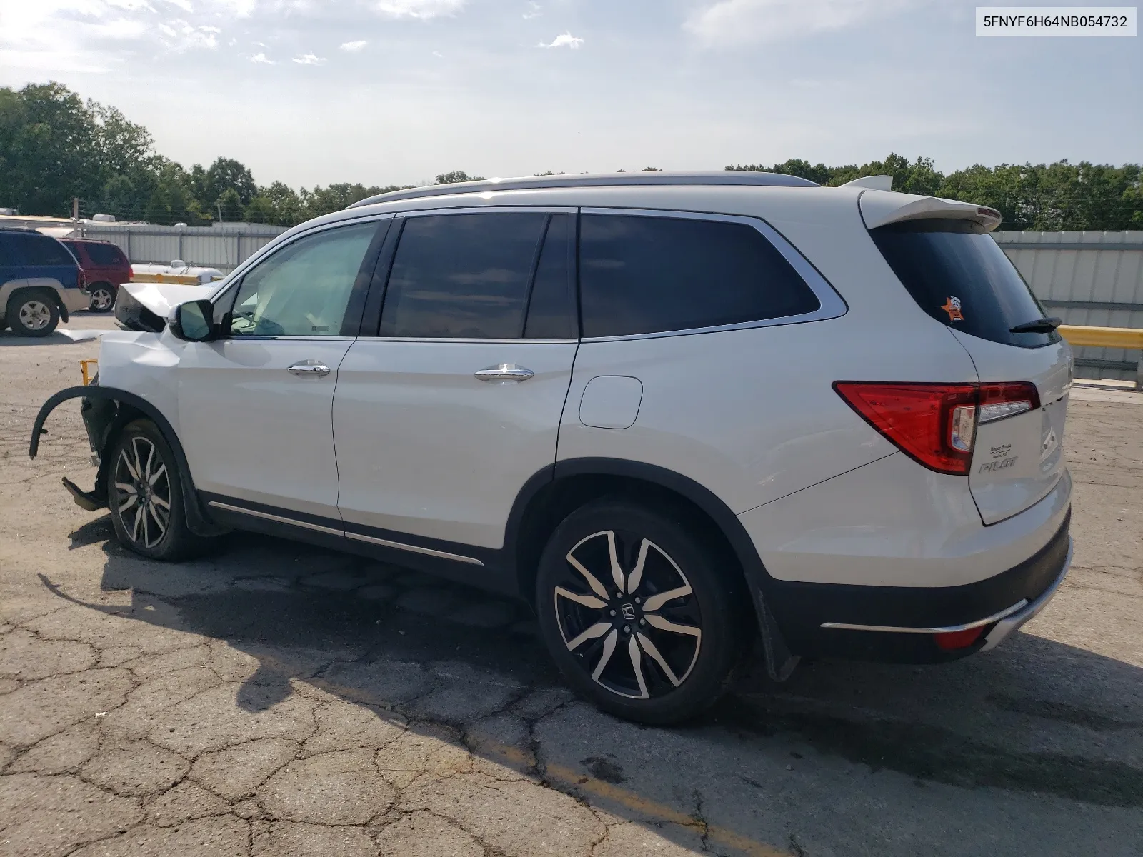 2022 Honda Pilot Touring VIN: 5FNYF6H64NB054732 Lot: 63036104