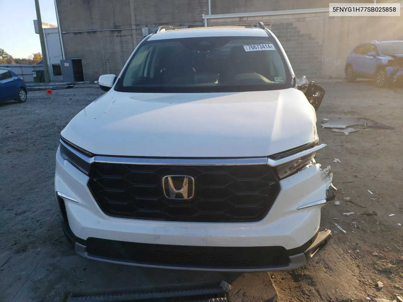 2025 Honda Pilot Touring VIN: 5FNYG1H77SB025858 Lot: 76673414