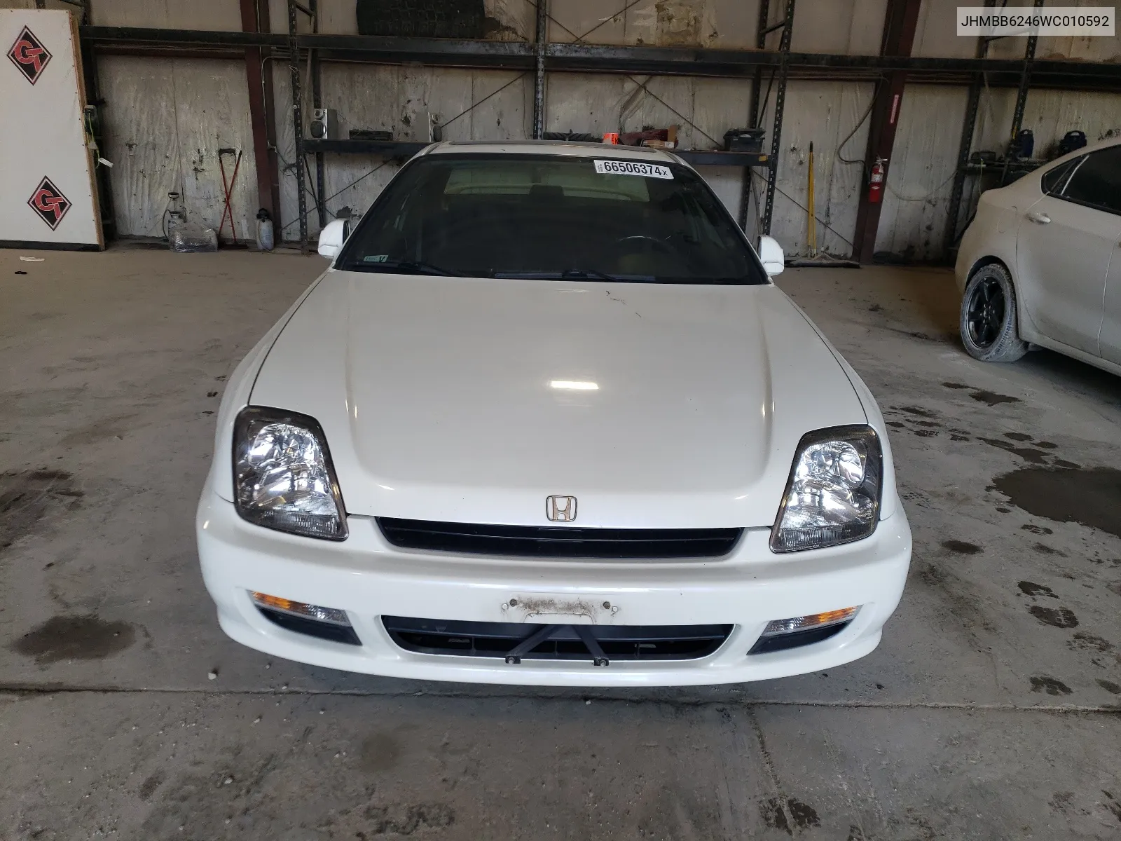 1998 Honda Prelude VIN: JHMBB6246WC010592 Lot: 66506374