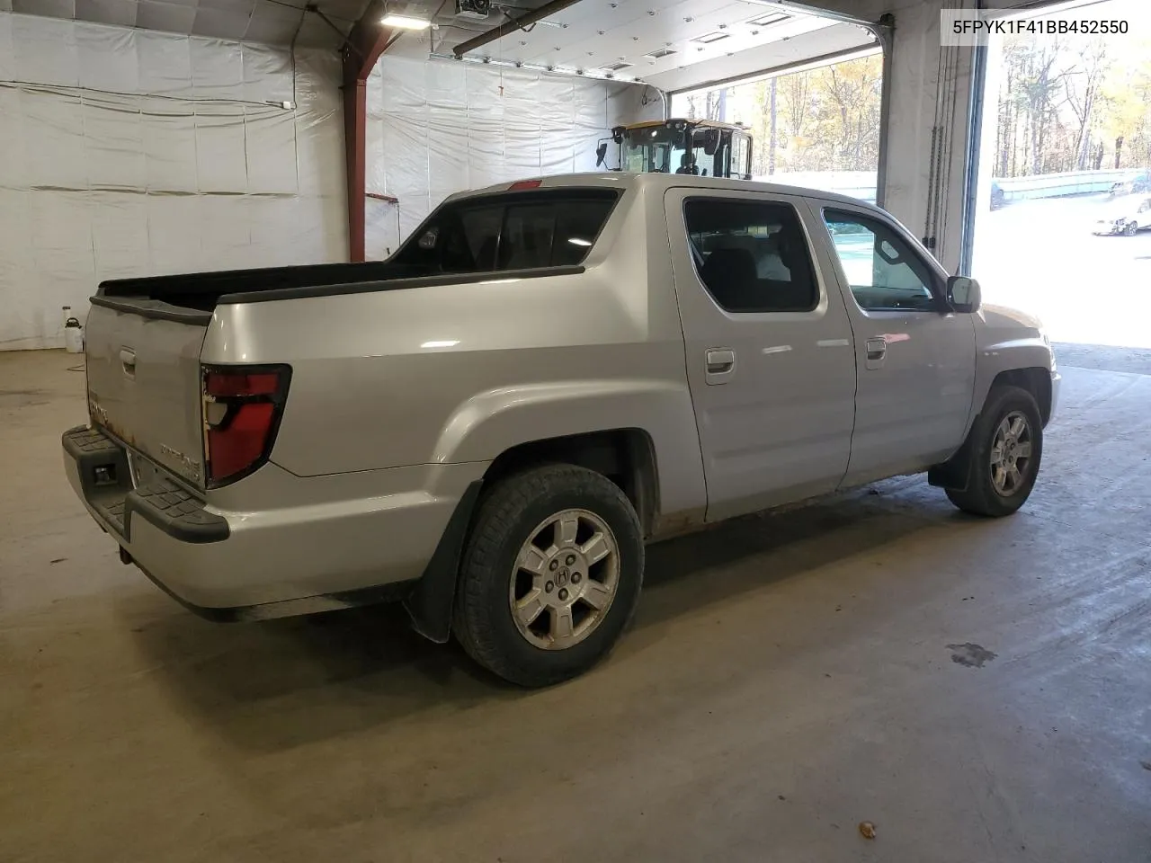 2011 Honda Ridgeline Rts VIN: 5FPYK1F41BB452550 Lot: 77418954