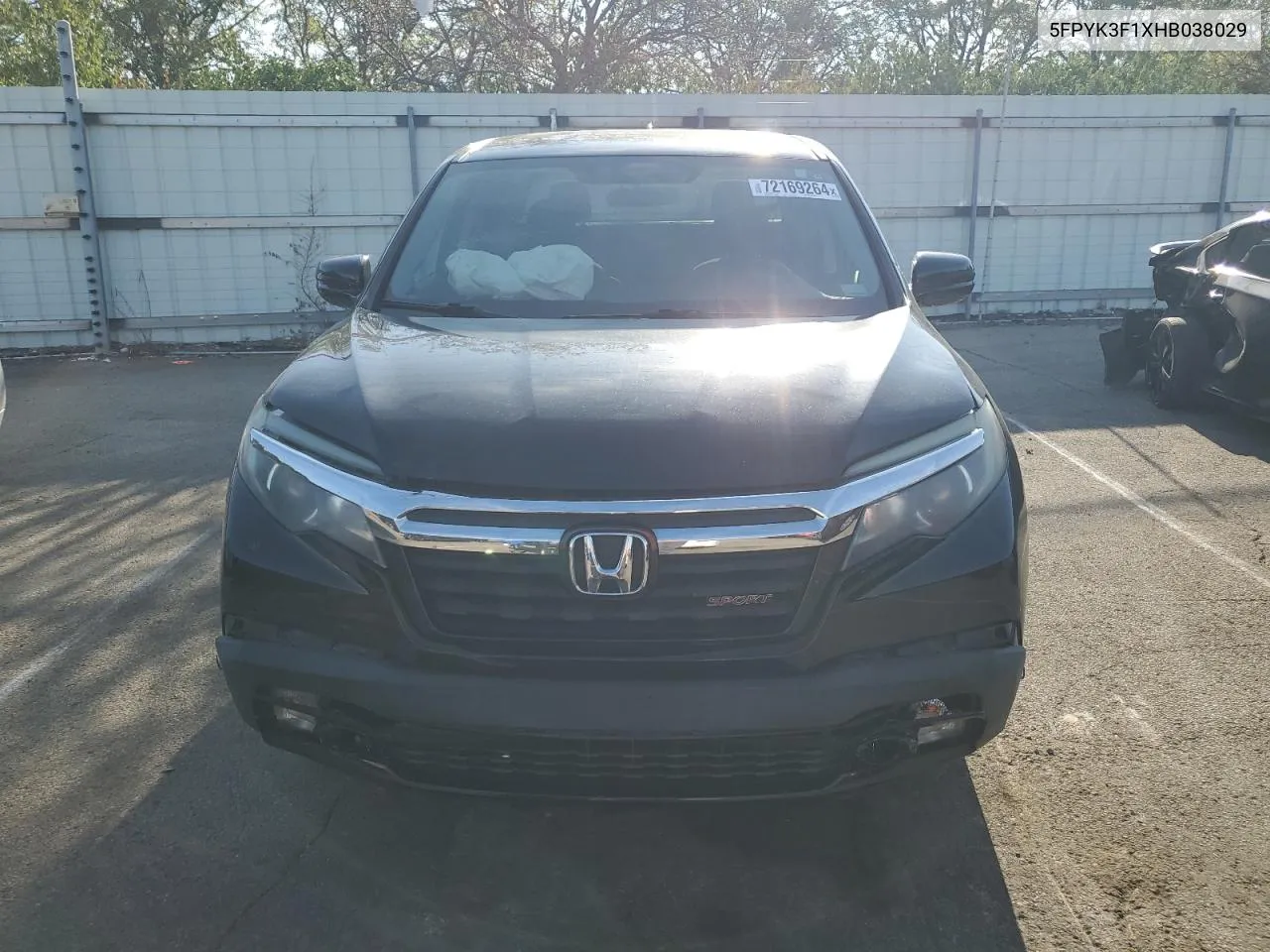 5FPYK3F1XHB038029 2017 Honda Ridgeline Sport