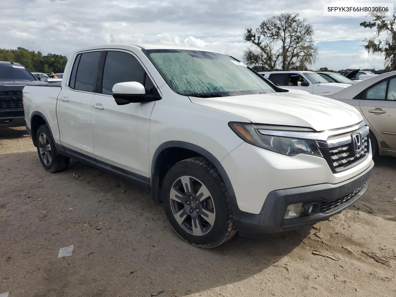 5FPYK3F66HB030506 2017 Honda Ridgeline Rtl