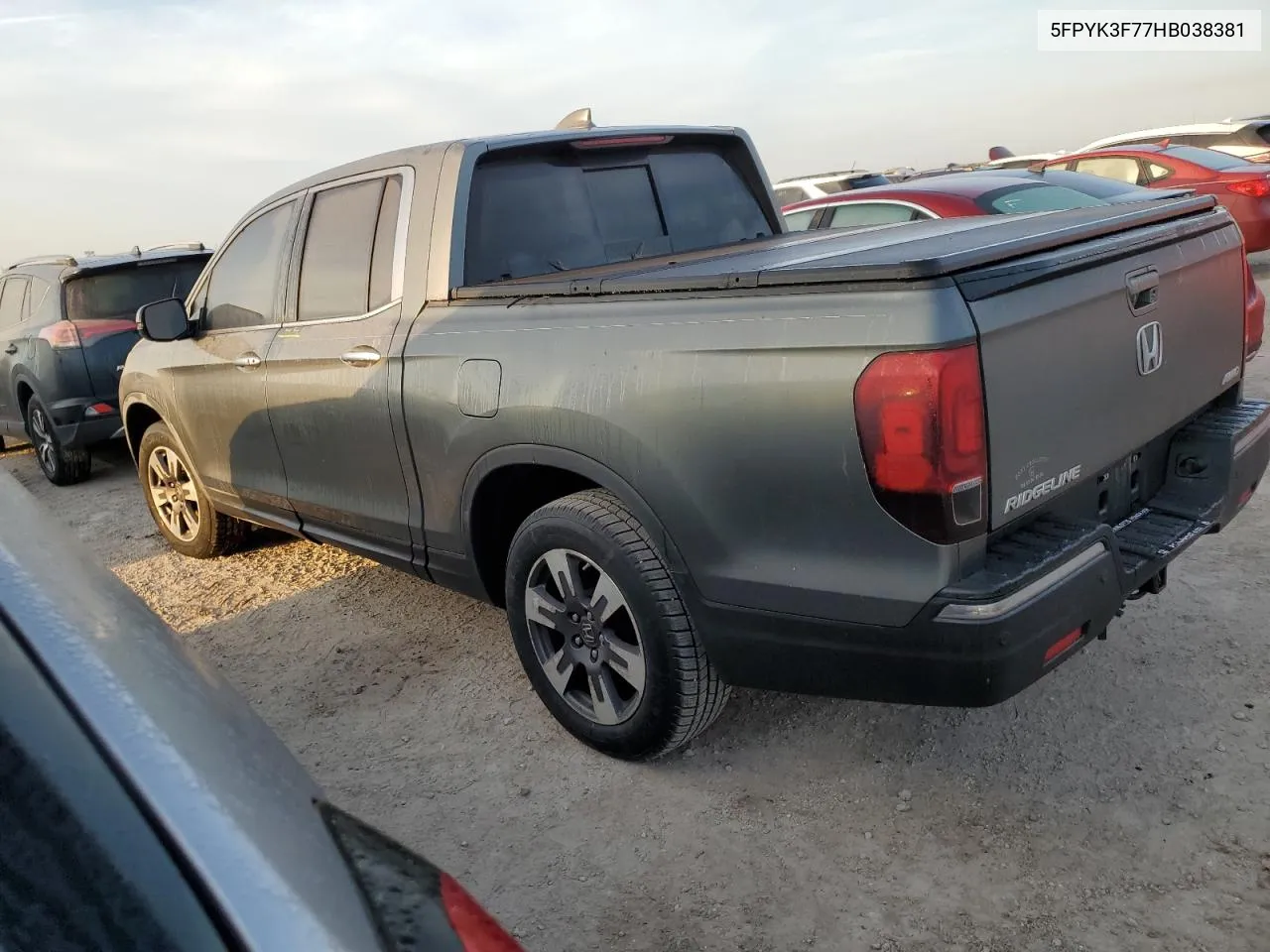 2017 Honda Ridgeline Rtl VIN: 5FPYK3F77HB038381 Lot: 74491904