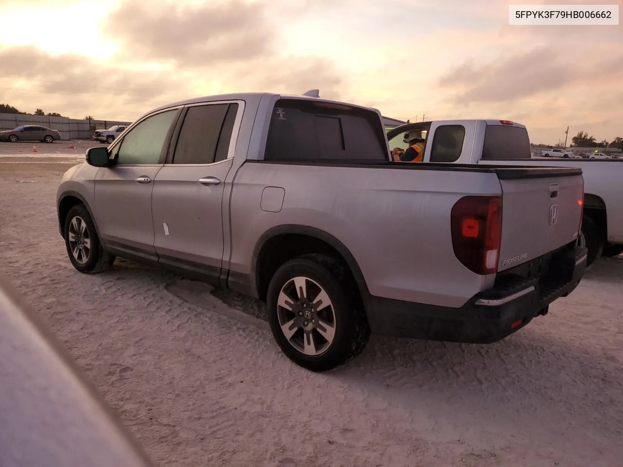 2017 Honda Ridgeline Rtl VIN: 5FPYK3F79HB006662 Lot: 75574324