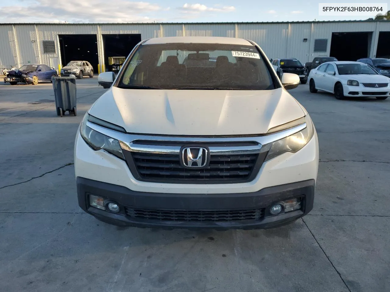 5FPYK2F63HB008764 2017 Honda Ridgeline Rtl