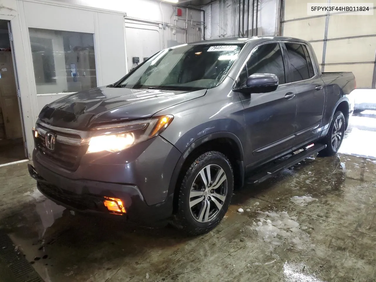 2017 Honda Ridgeline Rts VIN: 5FPYK3F44HB011824 Lot: 79486074