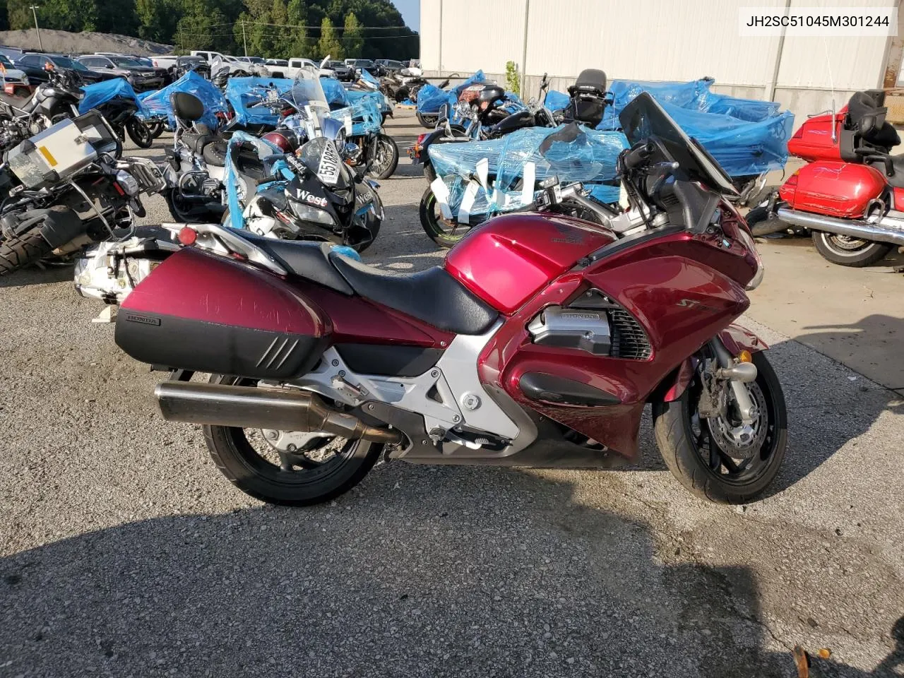 2005 Honda St1300 VIN: JH2SC51045M301244 Lot: 68364324