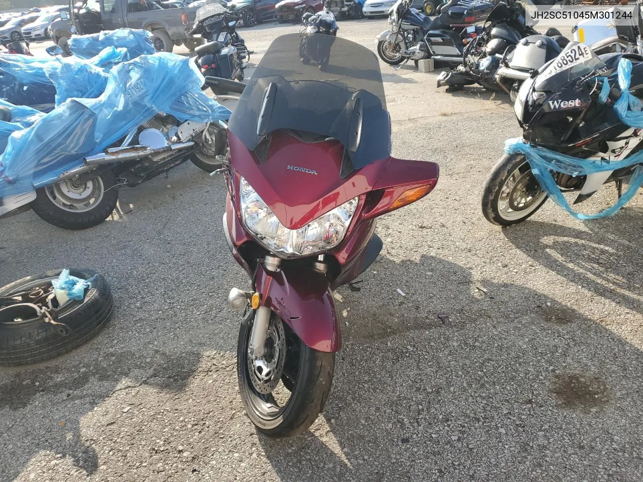 2005 Honda St1300 VIN: JH2SC51045M301244 Lot: 68364324