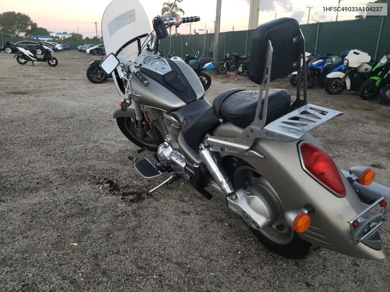 2003 Honda Vtx1800 R VIN: 1HFSC49033A104237 Lot: 77255814