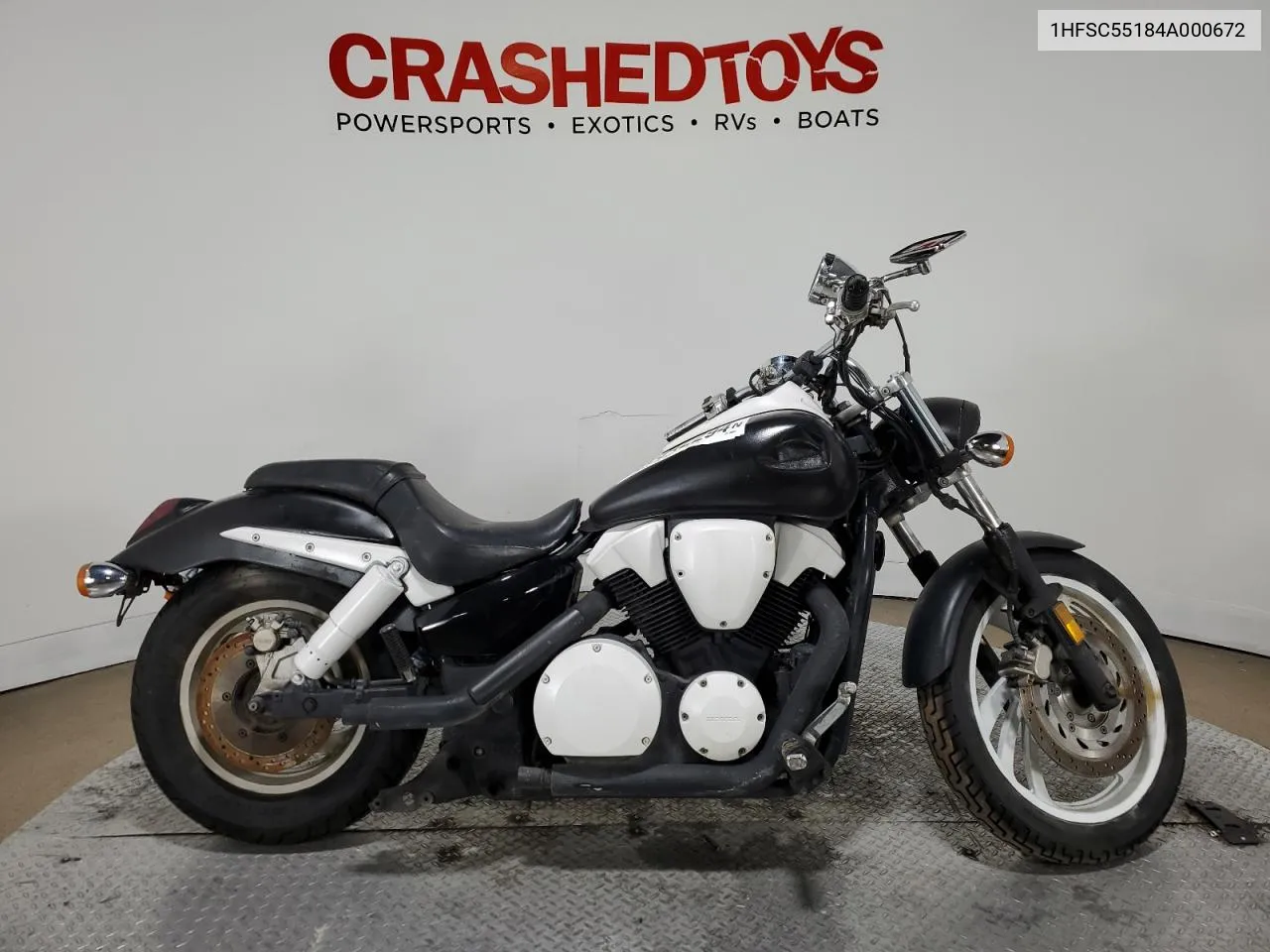 2004 Honda Vtx1300 C VIN: 1HFSC55184A000672 Lot: 67342294