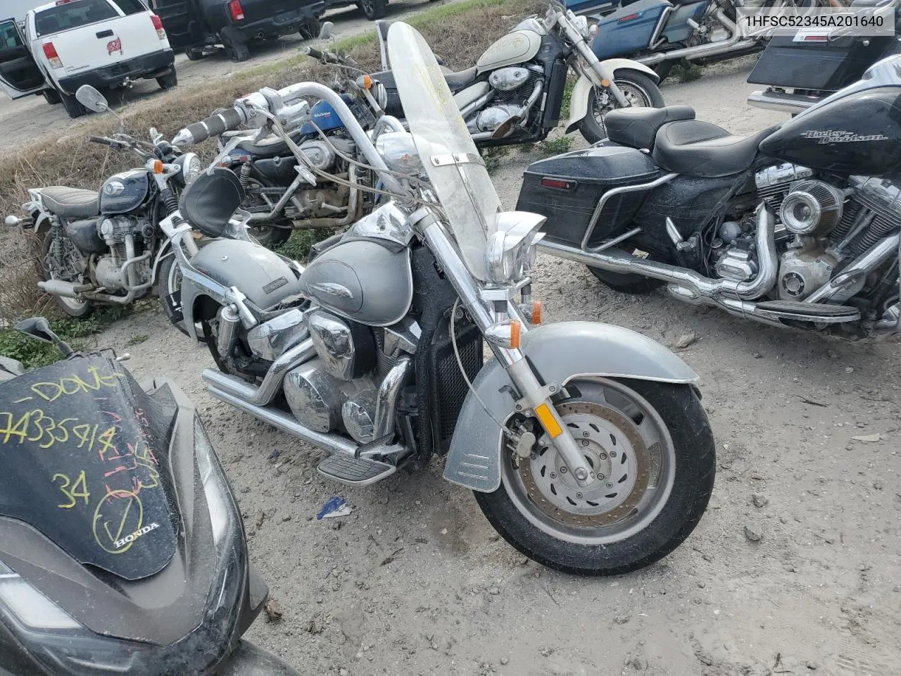 1HFSC52345A201640 2005 Honda Vtx1300 R