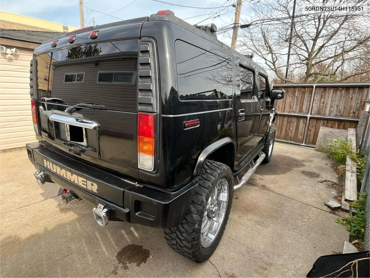 2004 Hummer H2 VIN: 5GRGN23U14H115951 Lot: 79581694