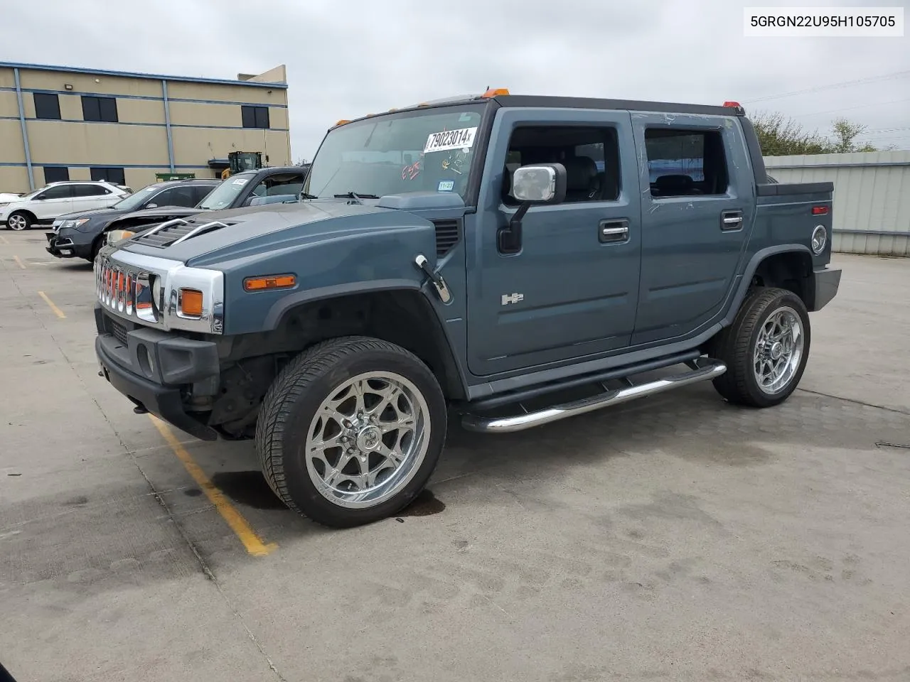 2005 Hummer H2 Sut VIN: 5GRGN22U95H105705 Lot: 79023014