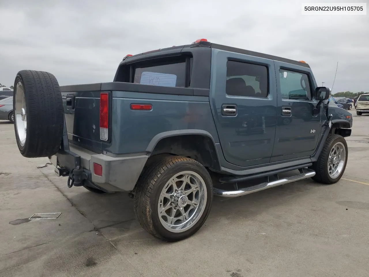 2005 Hummer H2 Sut VIN: 5GRGN22U95H105705 Lot: 79023014