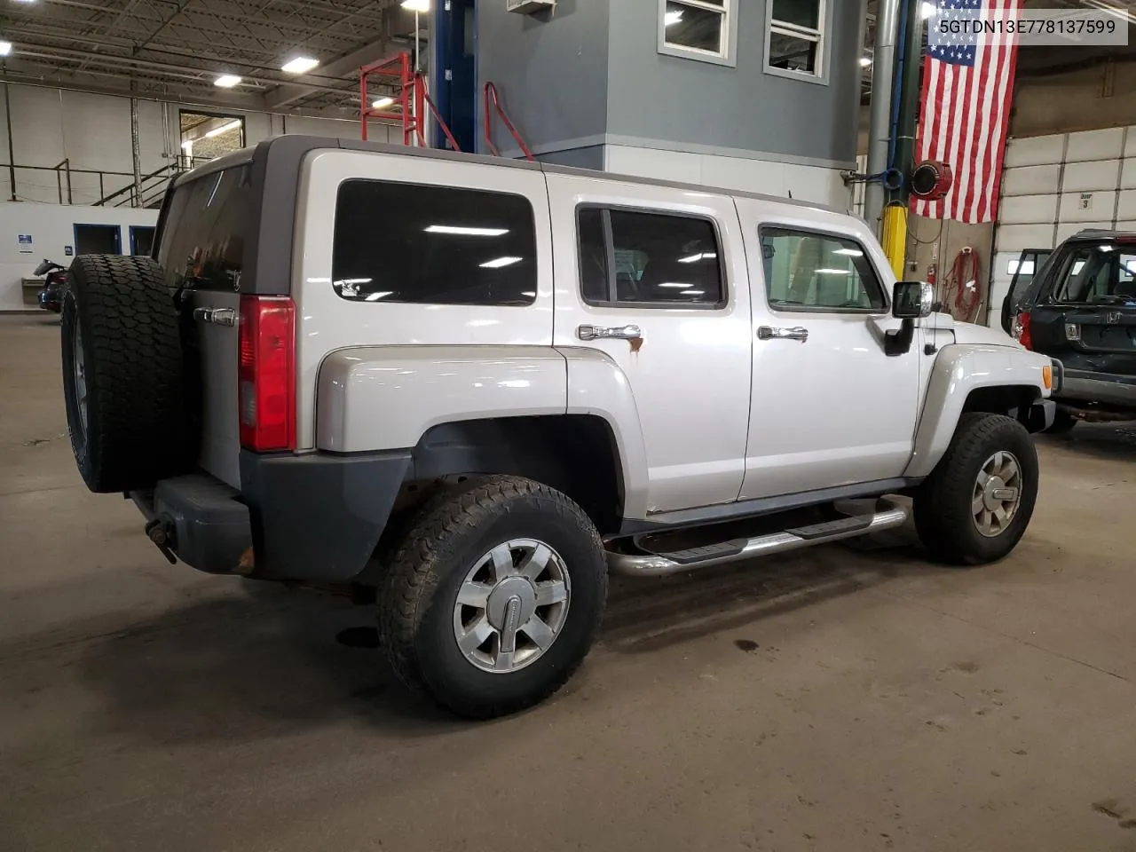 2007 Hummer H3 VIN: 5GTDN13E778137599 Lot: 76863904