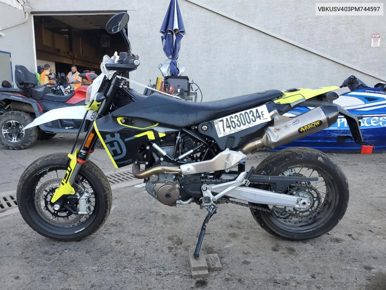 VBKUSV403PM744597 2023 Husqvarna Supermoto 701