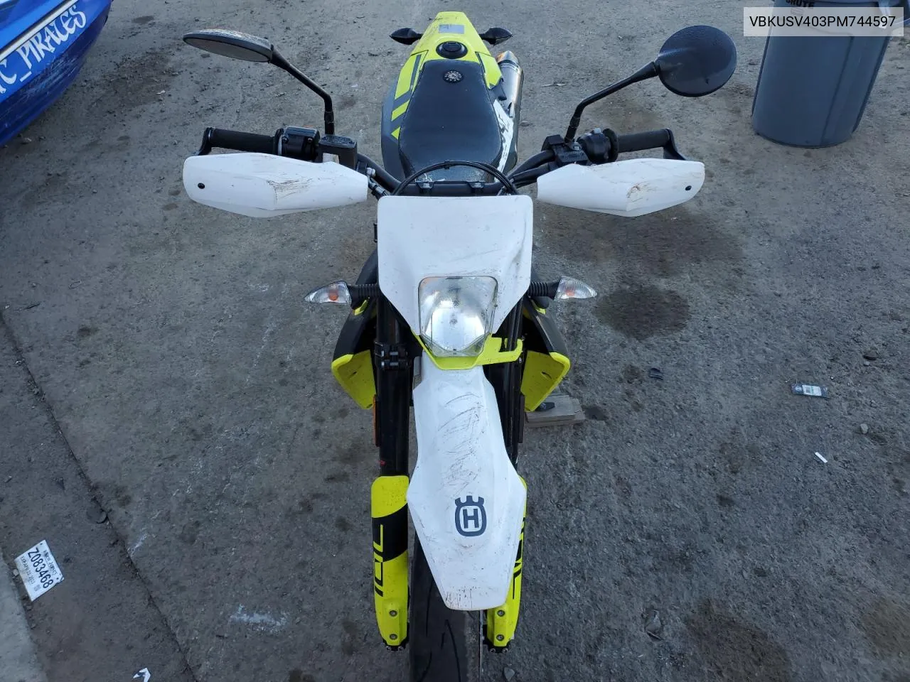 VBKUSV403PM744597 2023 Husqvarna Supermoto 701