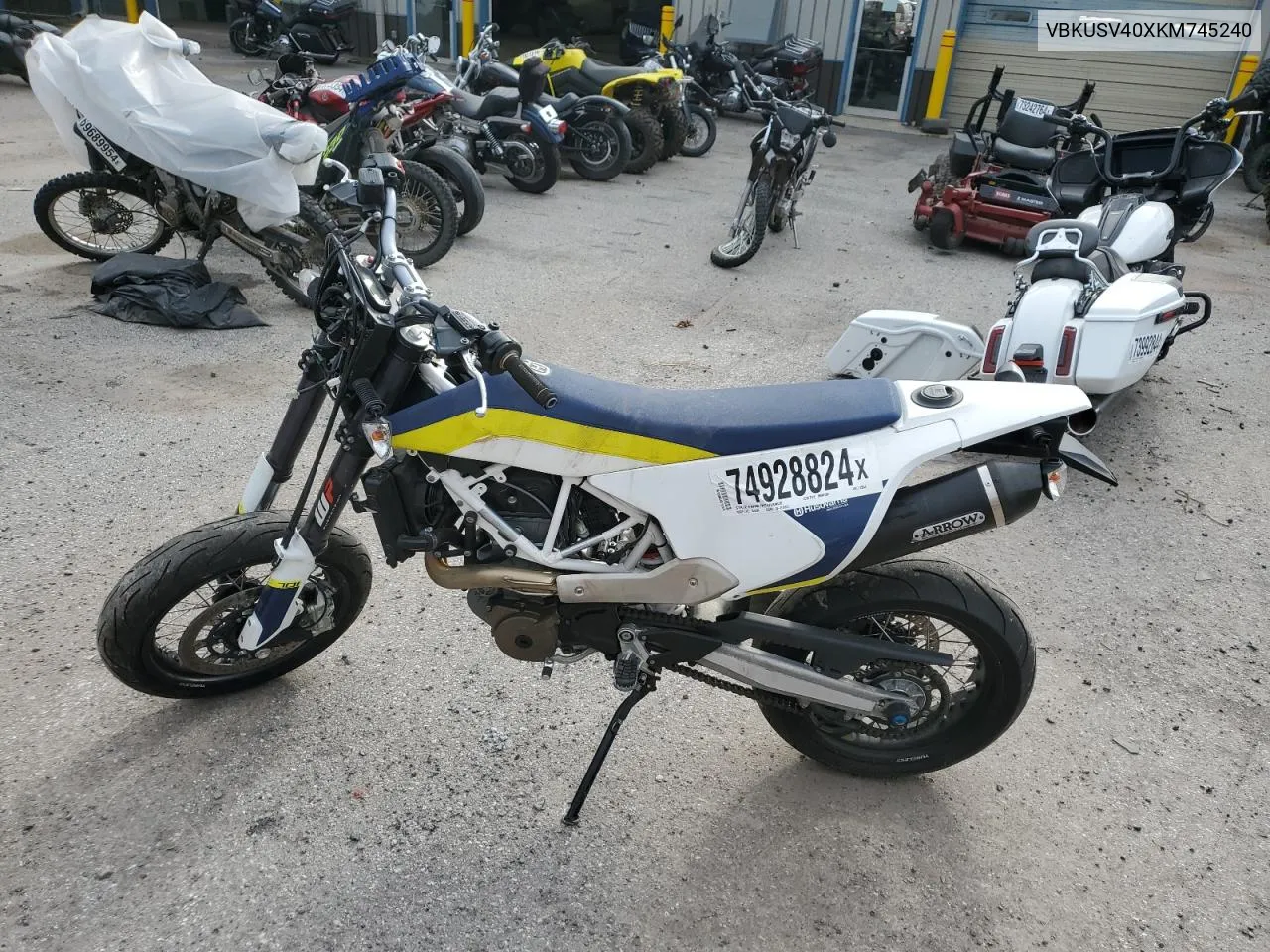 2019 Husqvarna Supermoto 701 VIN: VBKUSV40XKM745240 Lot: 74928824