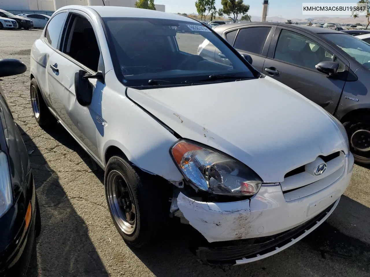 2011 Hyundai Accent Gl VIN: KMHCM3AC6BU195847 Lot: 66367414