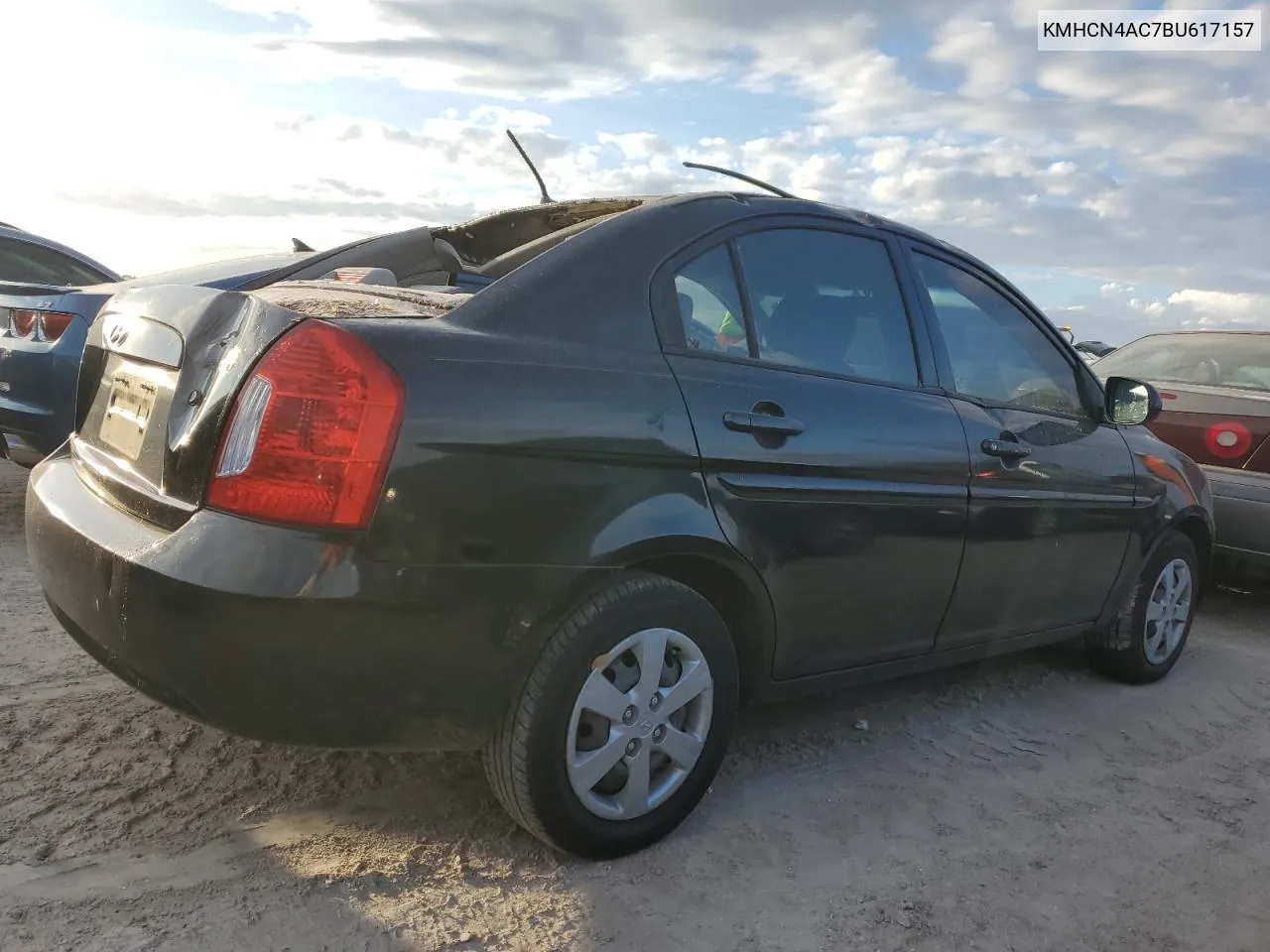 2011 Hyundai Accent Gls VIN: KMHCN4AC7BU617157 Lot: 76158644