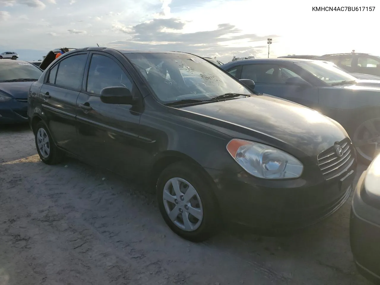 2011 Hyundai Accent Gls VIN: KMHCN4AC7BU617157 Lot: 76158644