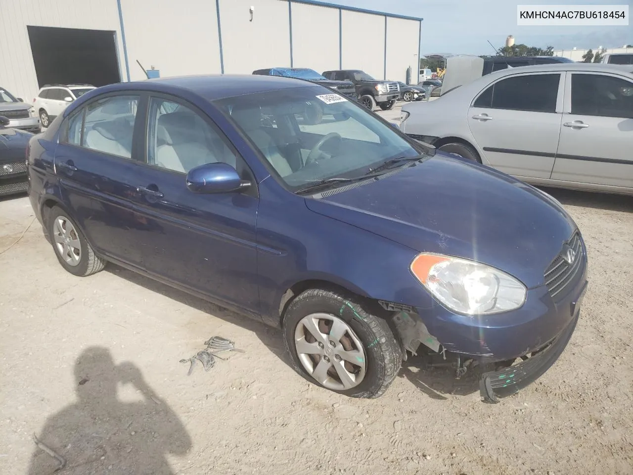 2011 Hyundai Accent Gls VIN: KMHCN4AC7BU618454 Lot: 79456554