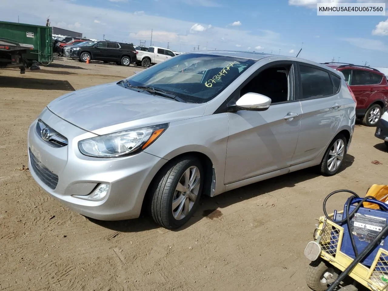 KMHCU5AE4DU067560 2013 Hyundai Accent Gls