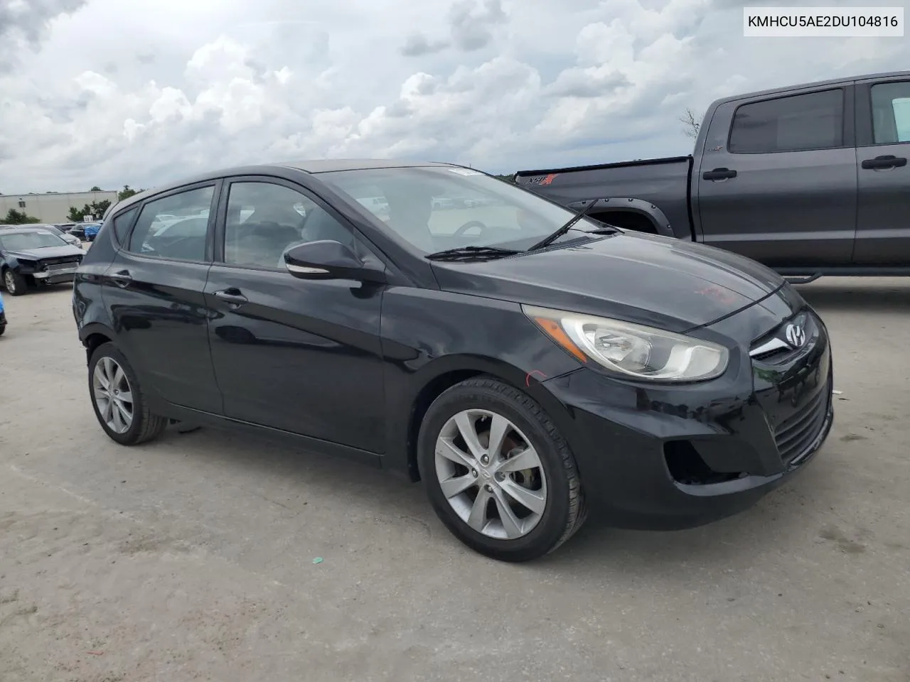 2013 Hyundai Accent Gls VIN: KMHCU5AE2DU104816 Lot: 71297924