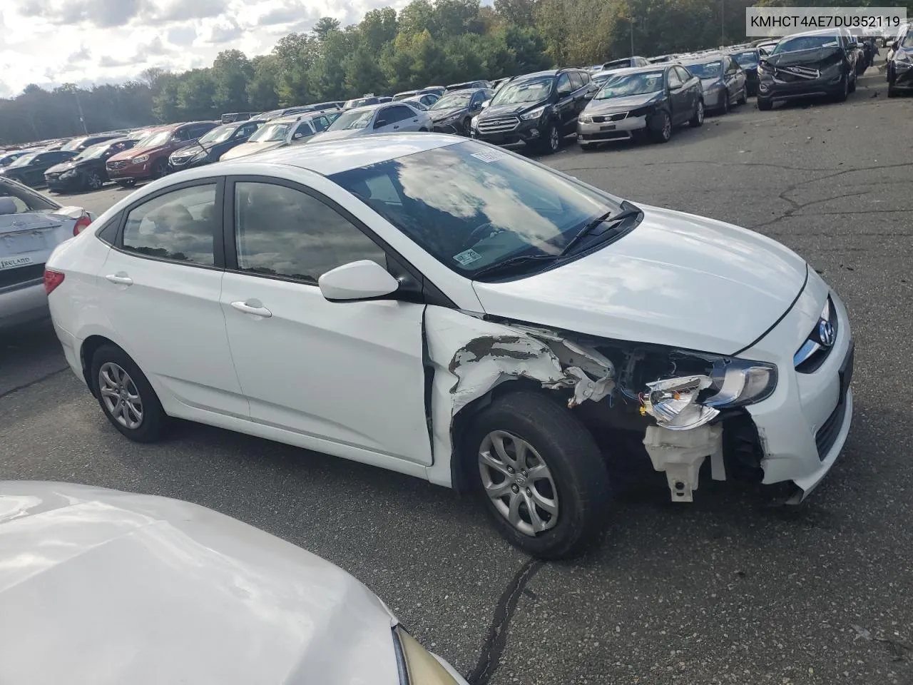 2013 Hyundai Accent Gls VIN: KMHCT4AE7DU352119 Lot: 72681844