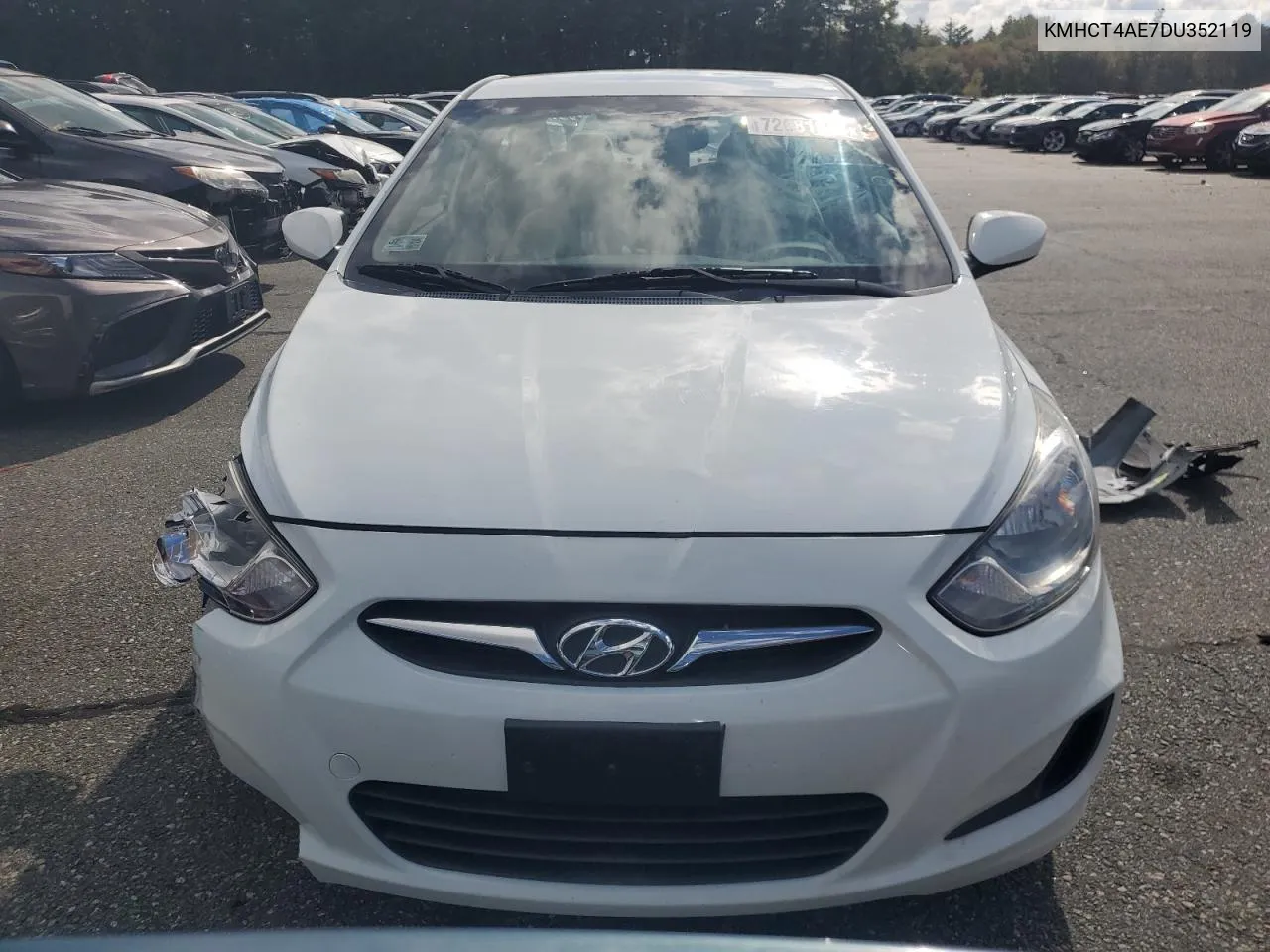 2013 Hyundai Accent Gls VIN: KMHCT4AE7DU352119 Lot: 72681844