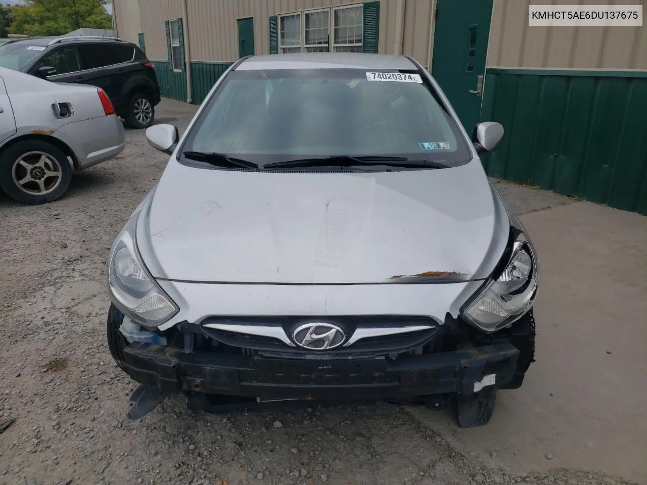 2013 Hyundai Accent Gls VIN: KMHCT5AE6DU137675 Lot: 74020374