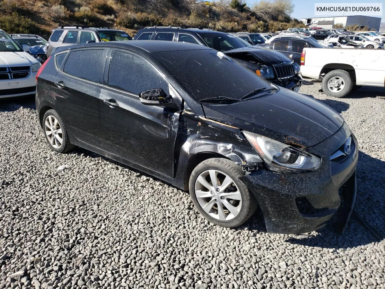 2013 Hyundai Accent Gls VIN: KMHCU5AE1DU069766 Lot: 74212724