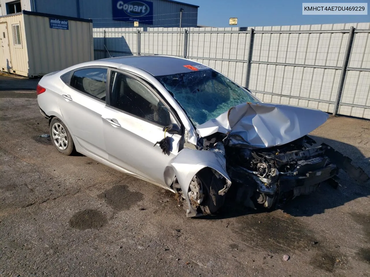 KMHCT4AE7DU469229 2013 Hyundai Accent Gls