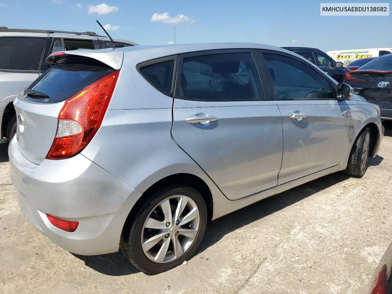 KMHCU5AE8DU138582 2013 Hyundai Accent Gls