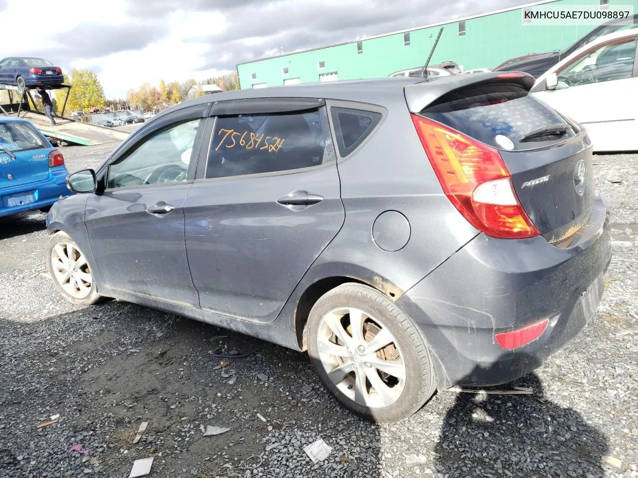 2013 Hyundai Accent Gls VIN: KMHCU5AE7DU098897 Lot: 75684524