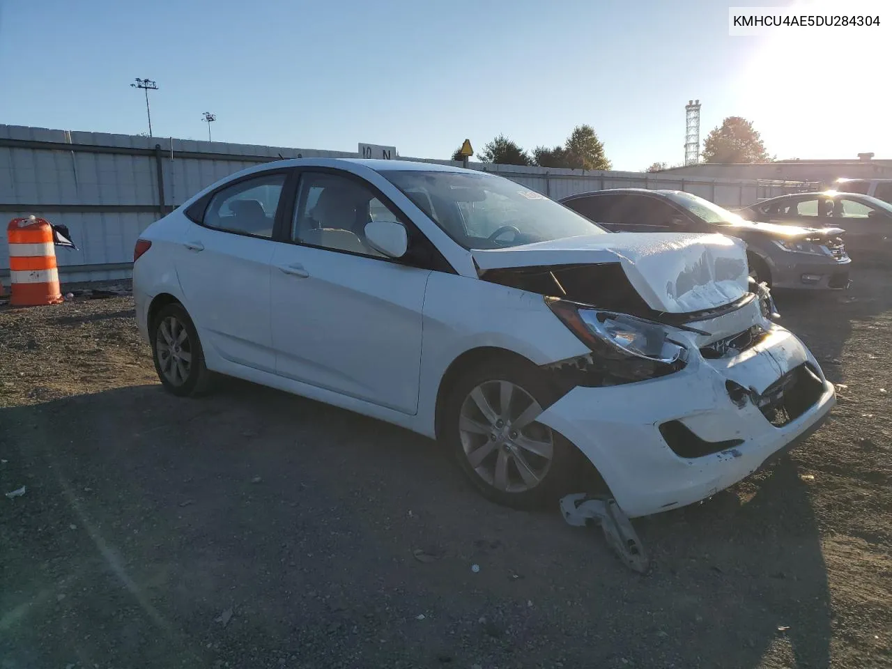 2013 Hyundai Accent Gls VIN: KMHCU4AE5DU284304 Lot: 76174804