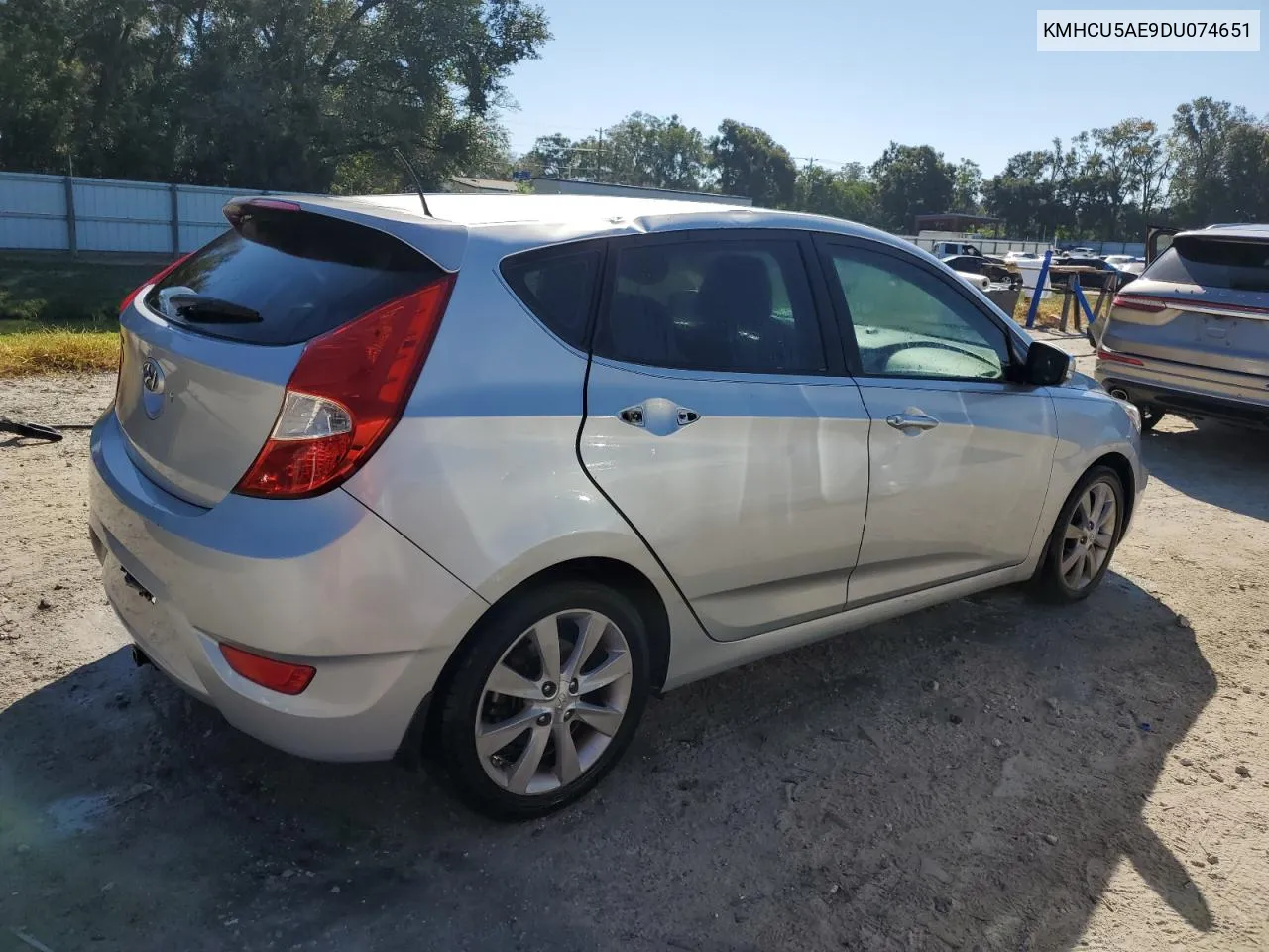 2013 Hyundai Accent Gls VIN: KMHCU5AE9DU074651 Lot: 77469904