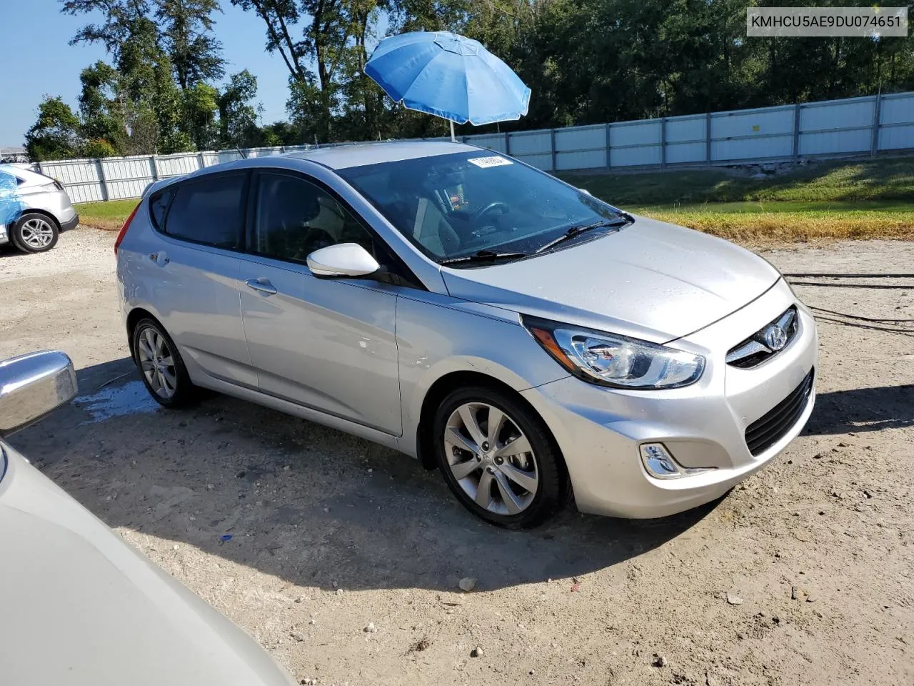 KMHCU5AE9DU074651 2013 Hyundai Accent Gls