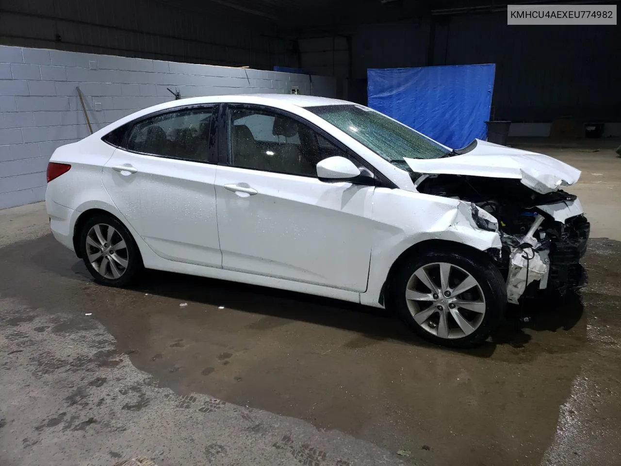 KMHCU4AEXEU774982 2014 Hyundai Accent Gls