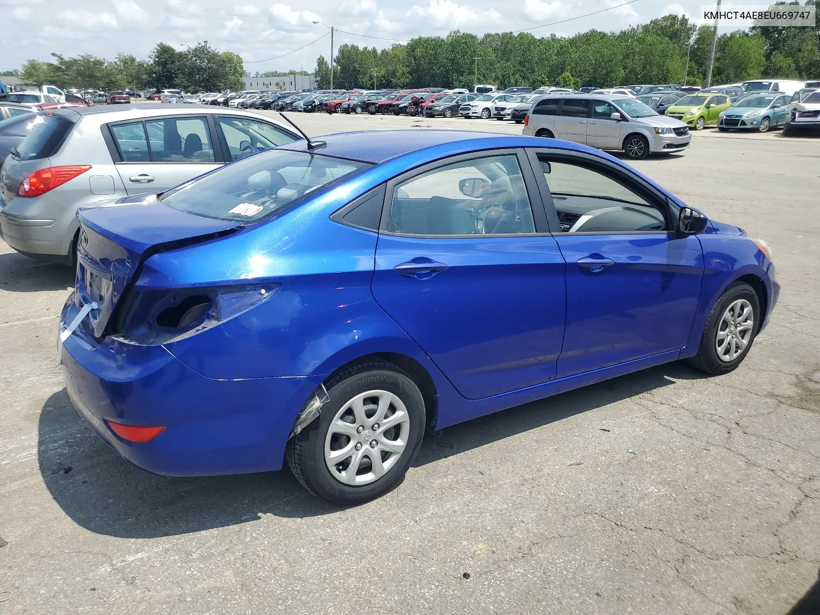 2014 Hyundai Accent Gls VIN: KMHCT4AE8EU669747 Lot: 66096274